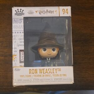 Funko Pop! Minis - Harry Potter - Ron Weasley with Sorting Hat